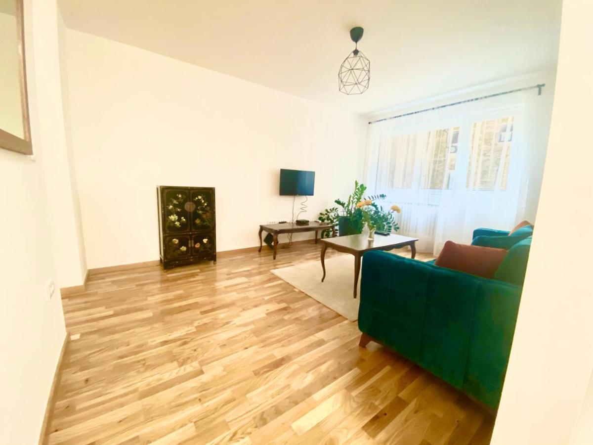 Apartmán Uptown Girl Bělehrad Exteriér fotografie