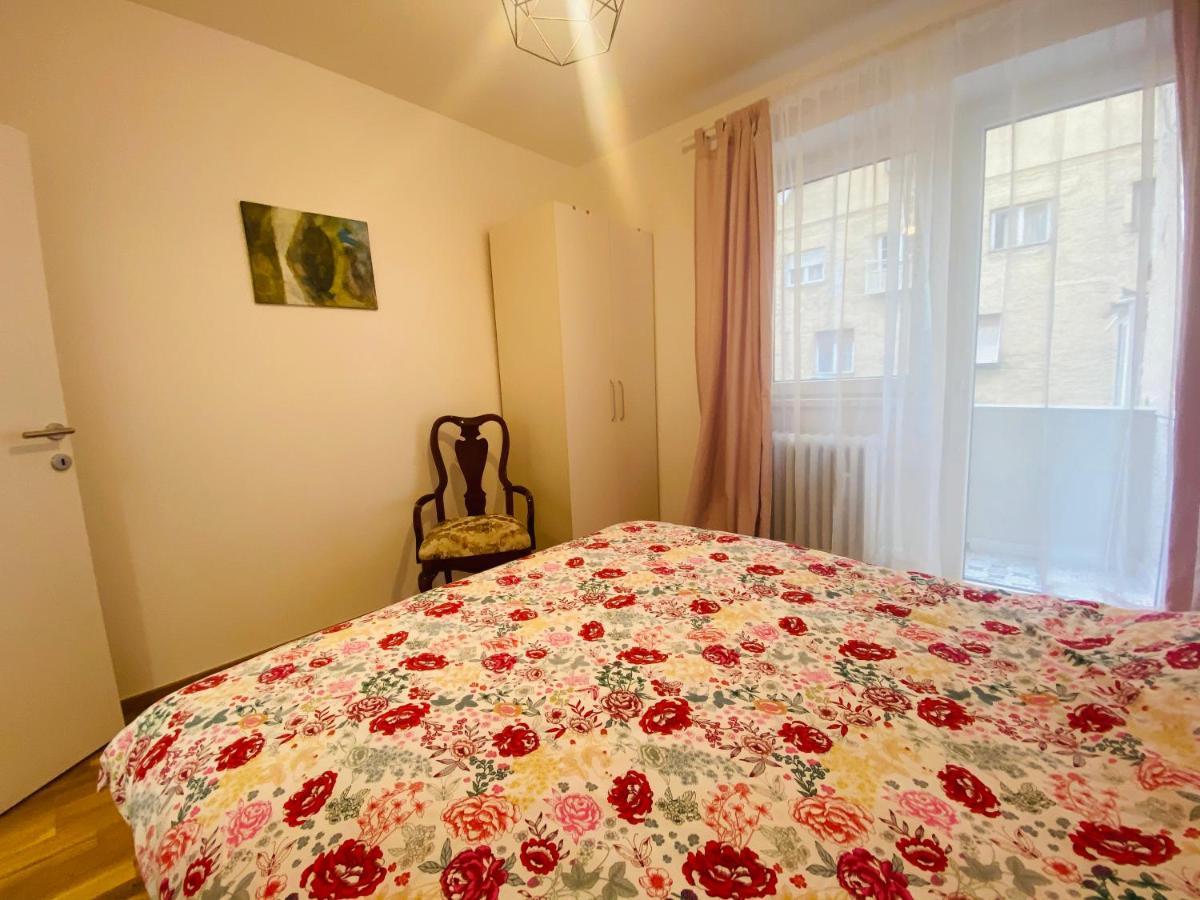 Apartmán Uptown Girl Bělehrad Exteriér fotografie